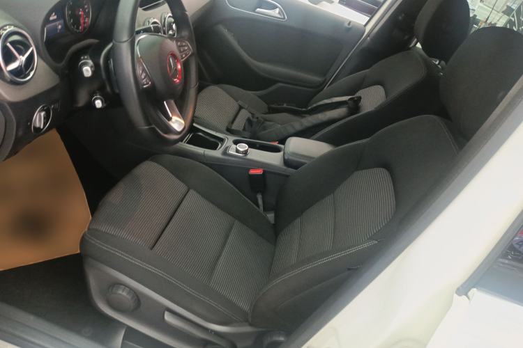 Used Mercedes-Benz B-Class 2017 B 180 Left Front Seat