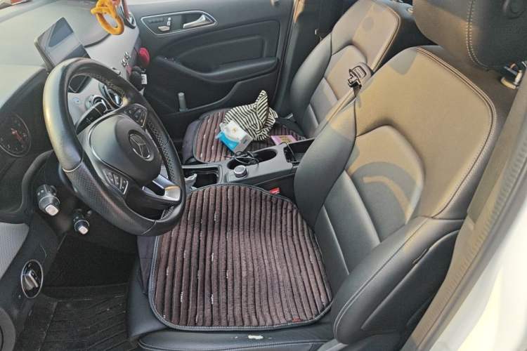 Used Mercedes-Benz B-Class 2017 B 200 Fashion Model Left Front Seat