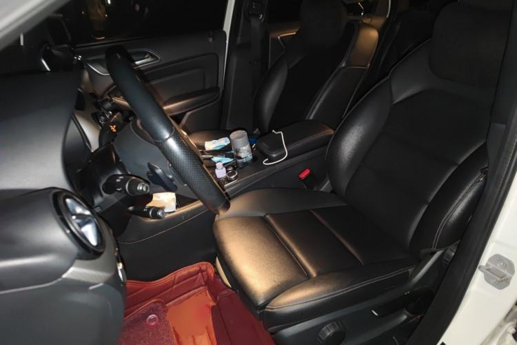 Used Mercedes-Benz B-Class 2017 B 200 Sport Edition Left Front Seat
