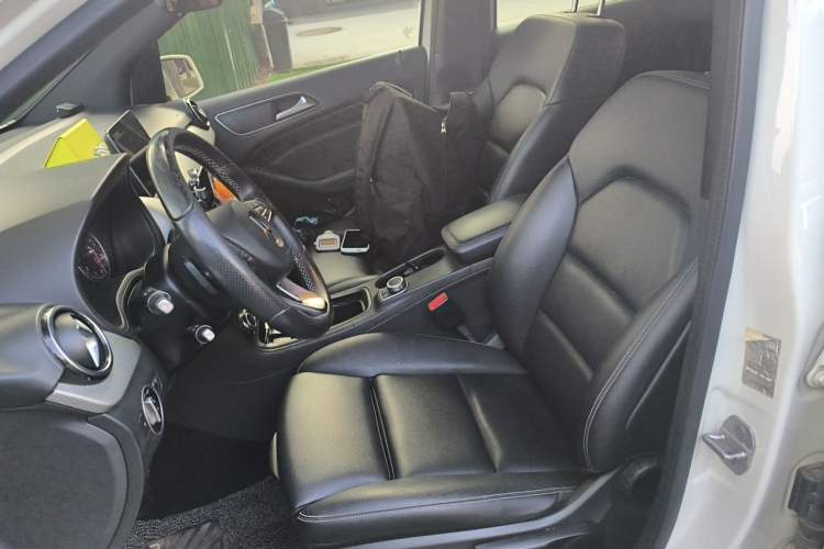 Used Mercedes-Benz B-Class 2017 B 200 Sport Edition Left Front Seat