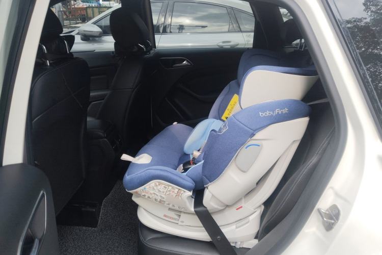 Used Mercedes-Benz B-Class 2017 B 200 Fashion Model Left Rear Seat