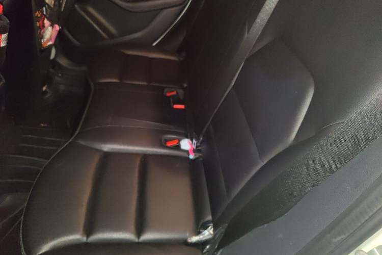Used Mercedes-Benz B-Class 2017 B 200 Fashion Model Left Rear Seat
