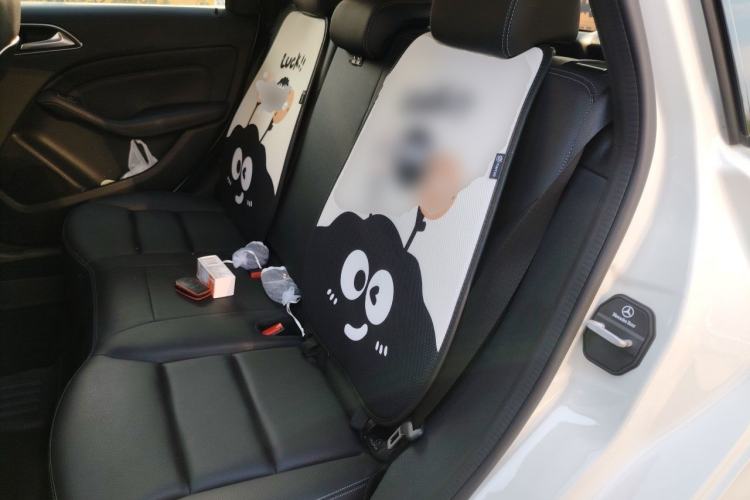 Used Mercedes-Benz B-Class 2017 B 200 Sport Edition Left Rear Seat