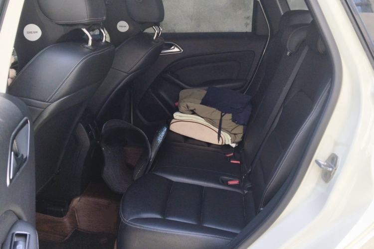 Used Mercedes-Benz B-Class 2017 B 200 Fashion Model Left Rear Seat