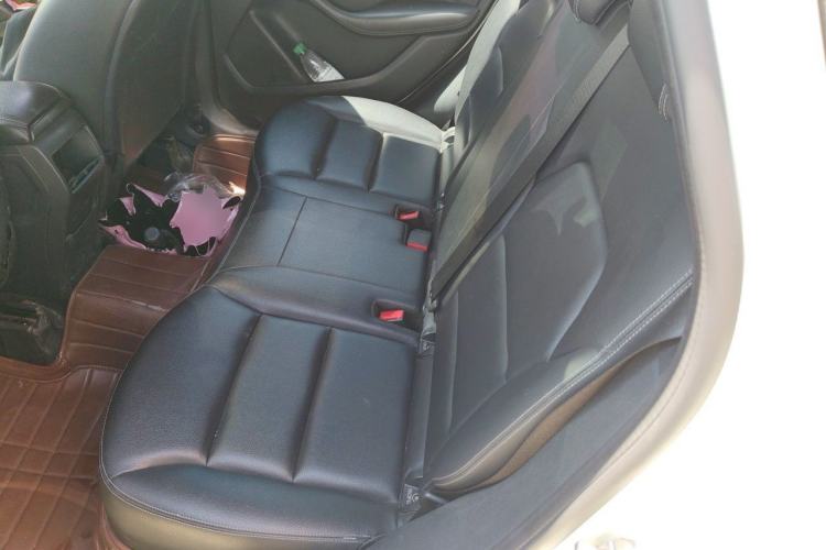 Used Mercedes-Benz B-Class 2017 B 200 Sport Edition Left Rear Seat