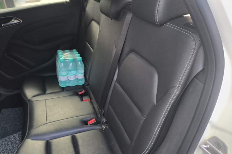 Used Mercedes-Benz B-Class 2017 B 200 Sport Edition Left Rear Seat