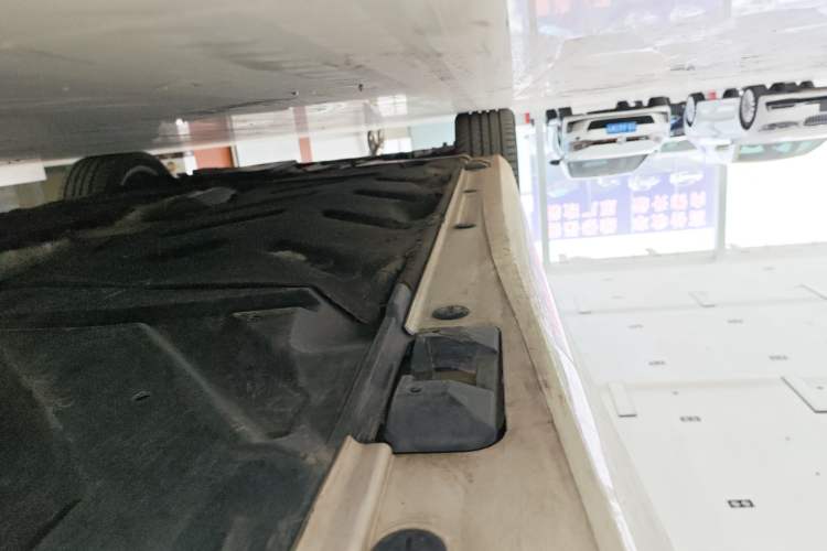 Used Mercedes-Benz B-Class 2017 B 200 Sport Edition Left Side Sill