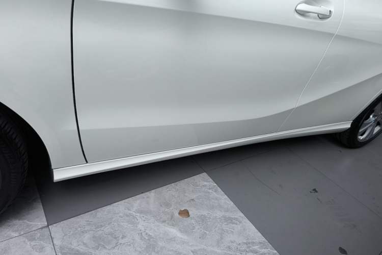 Used Mercedes-Benz B-Class 2017 B 200 Sport Edition Left Side Sill