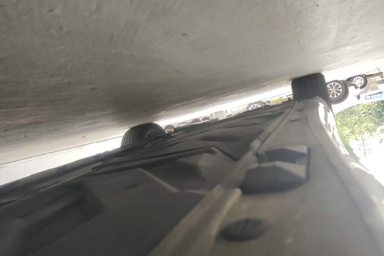 Used Mercedes-Benz B-Class 2017 B 200 Fashion Model Left Side Sill