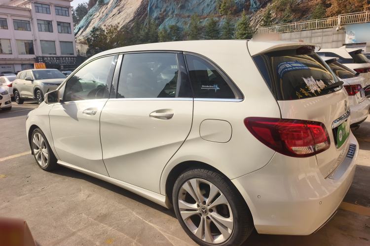 Used Mercedes-Benz B-Class 2017 B 200 Sport Edition Left Side