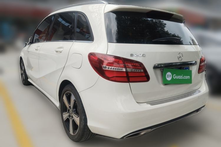 Used Mercedes-Benz B-Class 2017 B 200 Fashion Model Rear Left 45 Deg