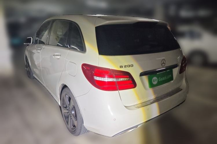 Used Mercedes-Benz B-Class 2017 B 200 Fashion Model Rear Left 45 Deg