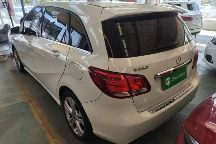 Used Mercedes-Benz B-Class 2017 B 200 Sport Edition Rear Left 45 Deg