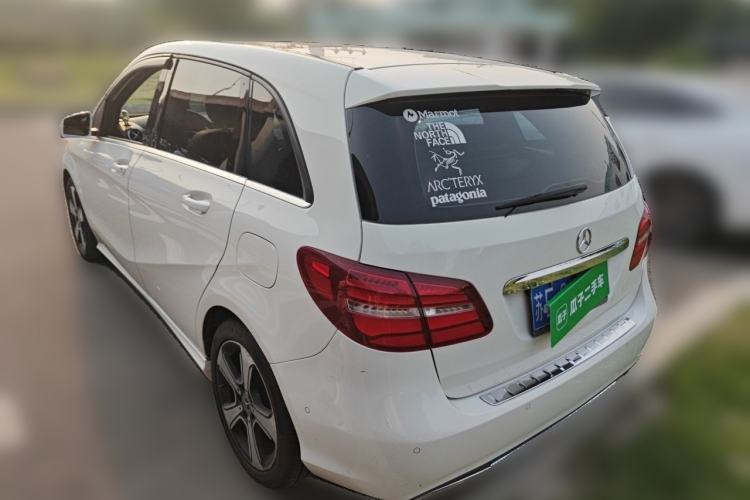 Used Mercedes-Benz B-Class 2017 B 200 Fashion Model Rear Left 45 Deg