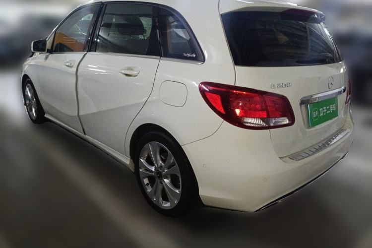 Used Mercedes-Benz B-Class 2017 B 200 Sport Edition Rear Left 45 Deg