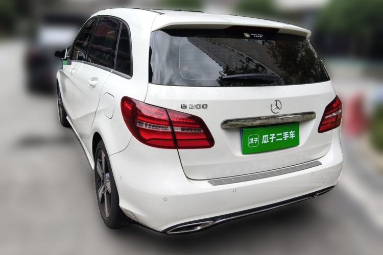 Used Mercedes-Benz B-Class 2017 B 200 Fashion Model Rear Left 45 Deg
