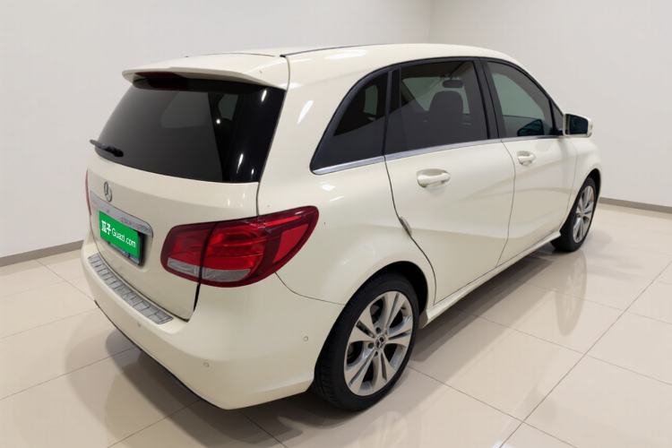 Used Mercedes-Benz B-Class 2017 B 200 Sport Edition Rear Right 45 Deg