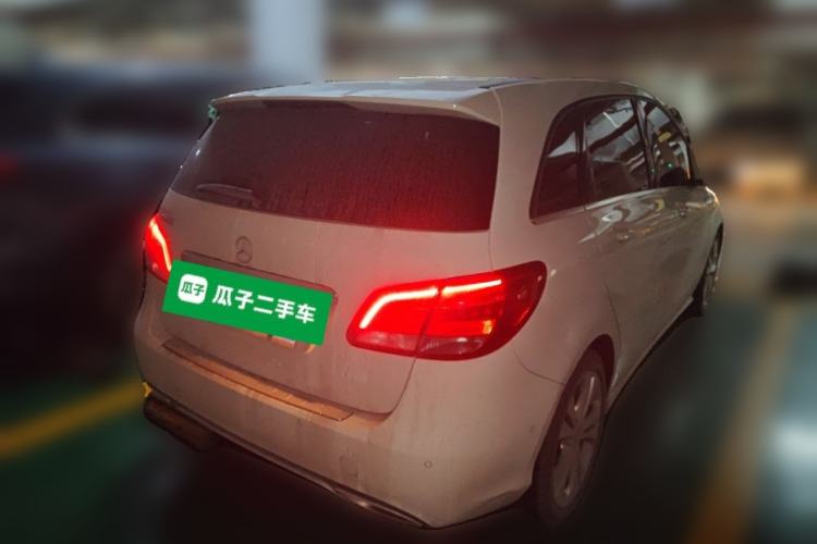 Used Mercedes-Benz B-Class 2017 B 200 Sport Edition Rear Right 45 Deg