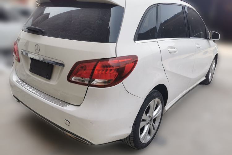 Used Mercedes-Benz B-Class 2017 B 200 Sport Edition Rear Right 45 Deg
