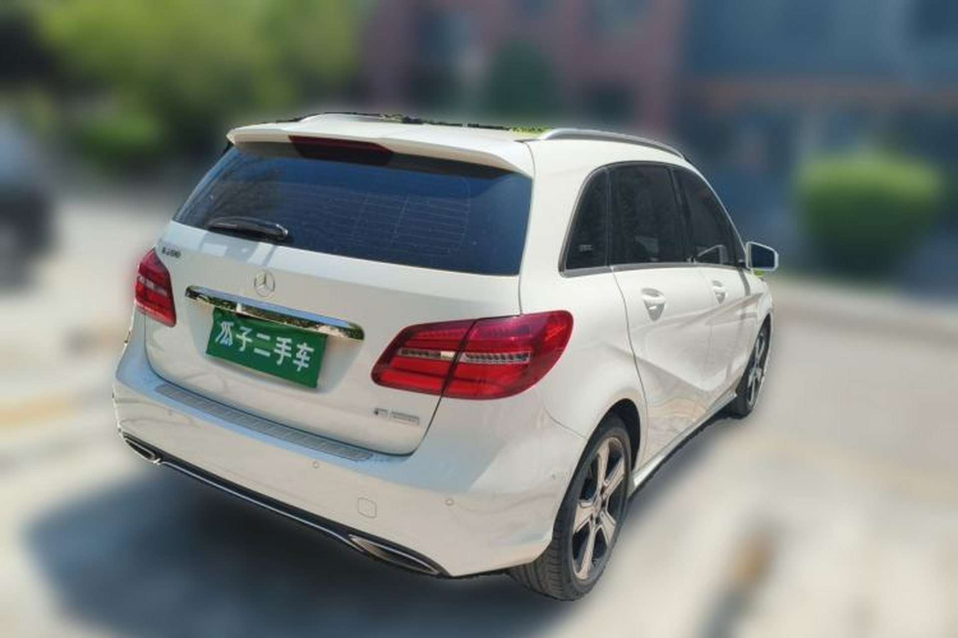 Used Mercedes-Benz B-Class 2017 B 200 Fashion Model Rear Right 45 Deg