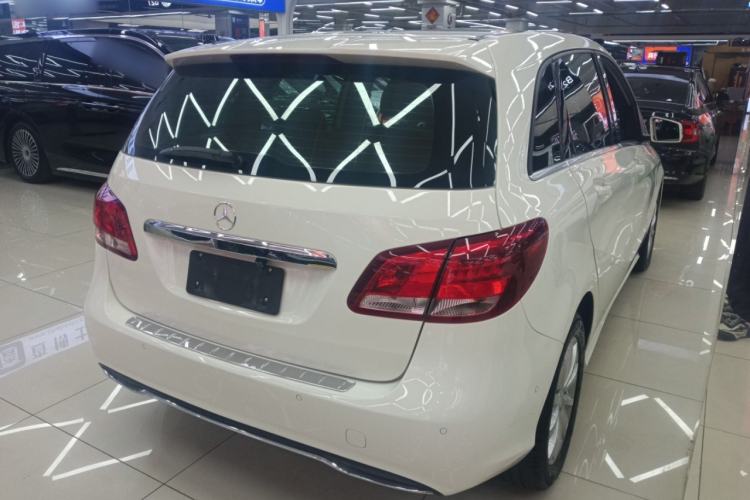 Used Mercedes-Benz B-Class 2017 B 180 Rear Right 45 Deg