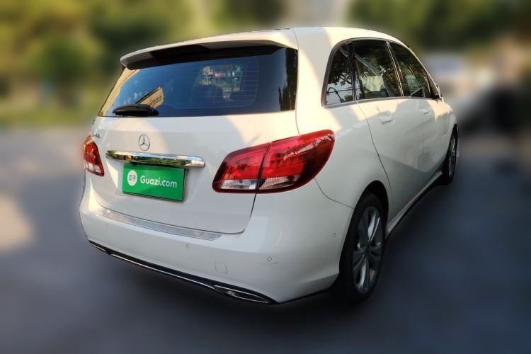 Used Mercedes-Benz B-Class 2017 B 200 Sport Edition Rear Right 45 Deg