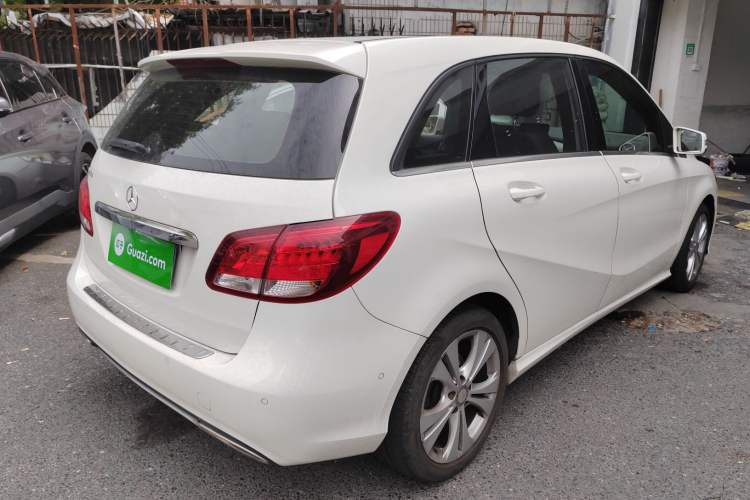 Used Mercedes-Benz B-Class 2017 B 200 Sport Edition Rear Right 45 Deg
