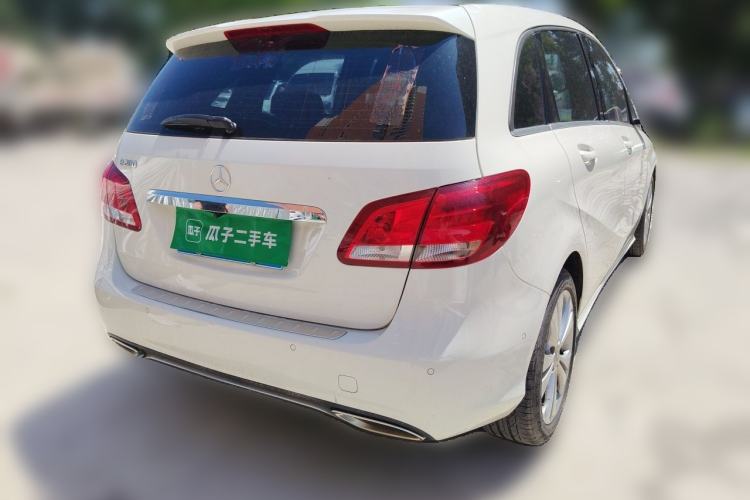 Used Mercedes-Benz B-Class 2017 B 200 Sport Edition Rear Right 45 Deg