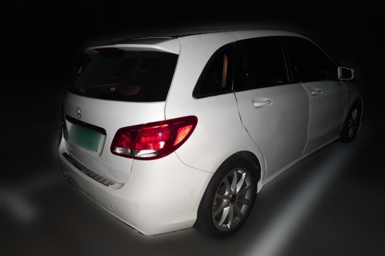 Used Mercedes-Benz B-Class 2017 B 200 Sport Edition Rear Right 45 Deg