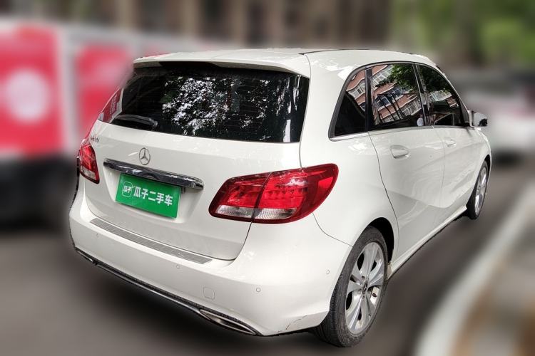 Used Mercedes-Benz B-Class 2017 B 200 Sport Edition Rear Right 45 Deg