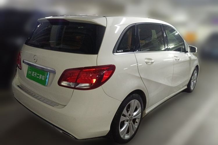 Used Mercedes-Benz B-Class 2017 B 200 Sport Edition Rear Right 45 Deg