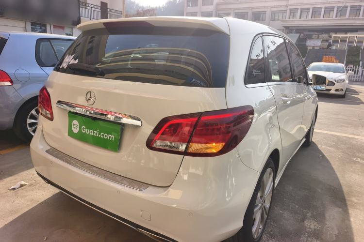 Used Mercedes-Benz B-Class 2017 B 200 Sport Edition Rear Right 45 Deg