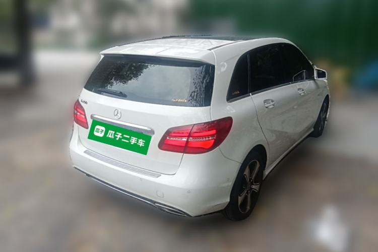 Used Mercedes-Benz B-Class 2017 B 200 Fashion Model Rear Right 45 Deg