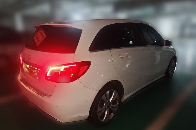 Used Mercedes-Benz B-Class 2017 B 200 Sport Edition Rear Right 45 Deg