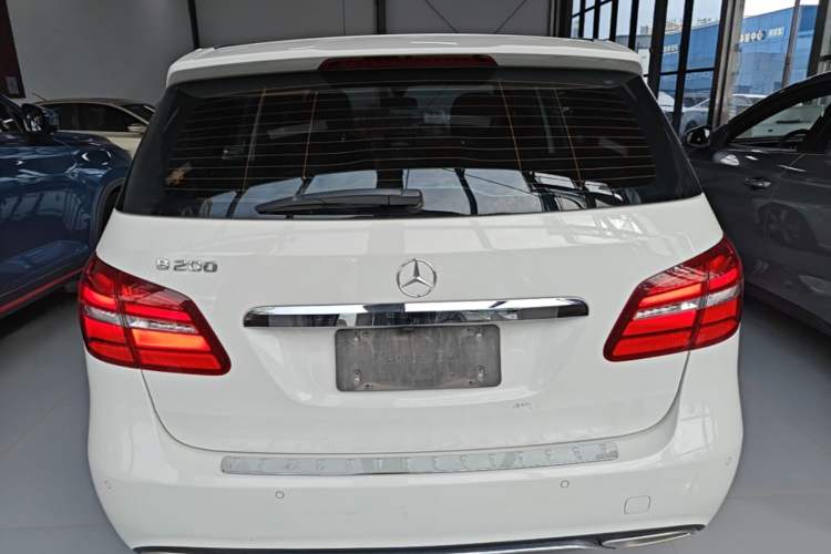 Used Mercedes-Benz B-Class 2017 B 200 Fashion Model Rear