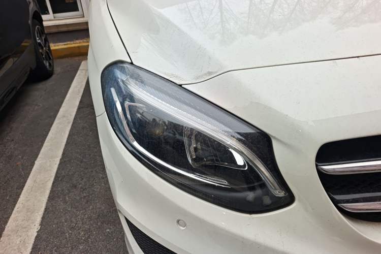 Used Mercedes-Benz B-Class 2017 B 200 Polar Limited Edition Right Front Headlight
