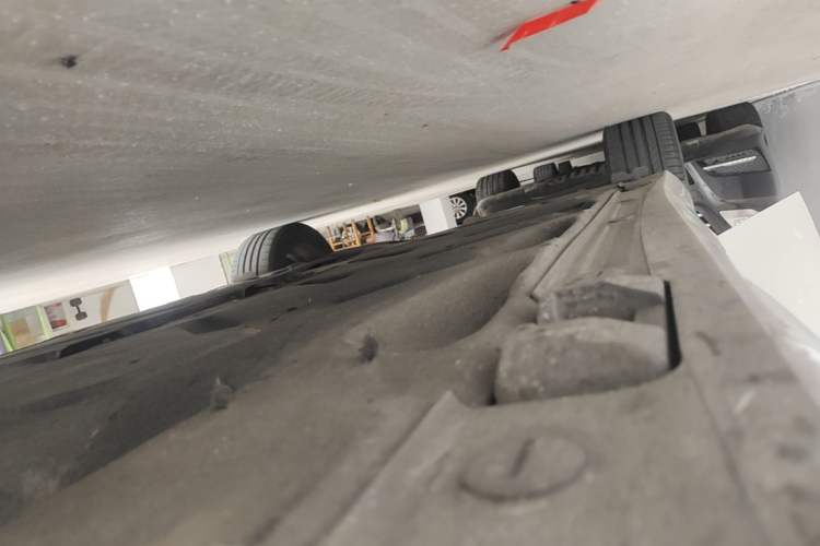 Used Mercedes-Benz B-Class 2017 B 200 Fashion Model Right Side Sill