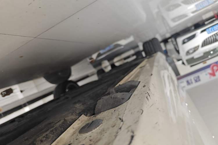 Used Mercedes-Benz B-Class 2017 B 200 Sport Edition Right Side Sill