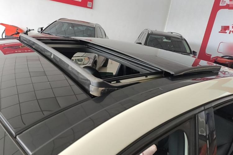 Used Mercedes-Benz B-Class 2017 B 200 Sport Edition Roof