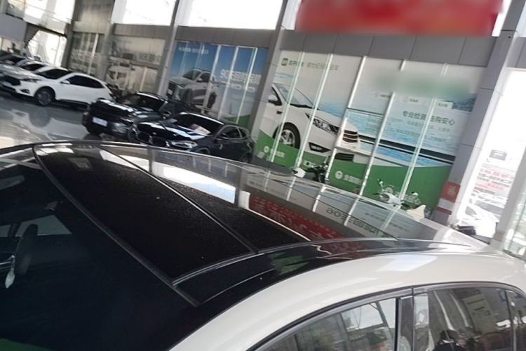Used Mercedes-Benz B-Class 2017 B 200 Fashion Model Roof
