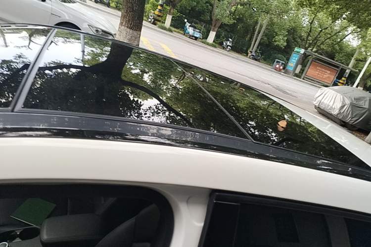 Used Mercedes-Benz B-Class 2017 B 200 Sport Edition Roof