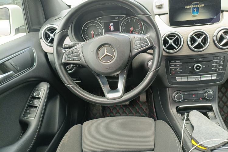 Used Mercedes-Benz B-Class 2017 B 180 Steering Wheel
