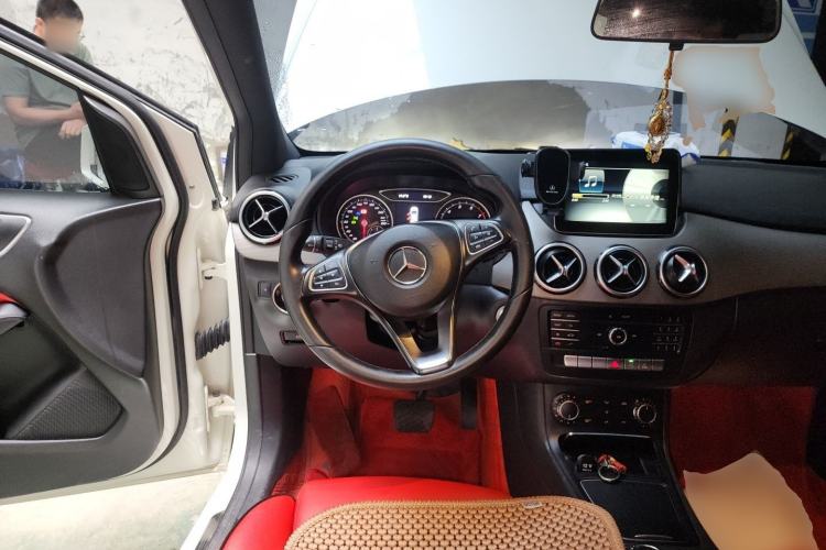 Used Mercedes-Benz B-Class 2017 B 180 Steering Wheel