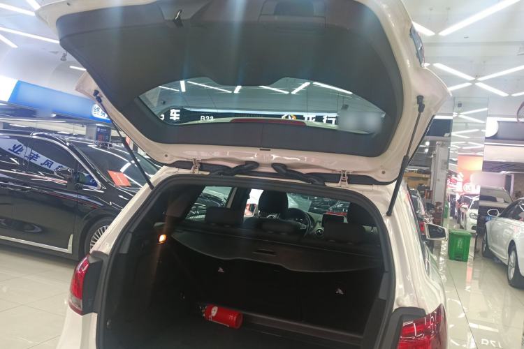 Used Mercedes-Benz B-Class 2017 B 180 Trunk