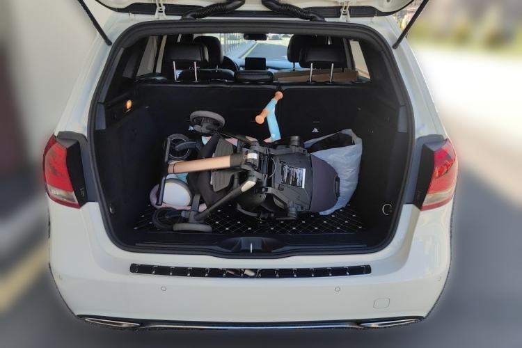 Used Mercedes-Benz B-Class 2017 B 200 Sport Edition Trunk