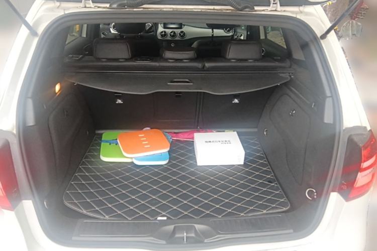 Used Mercedes-Benz B-Class 2017 B 200 Fashion Model Trunk