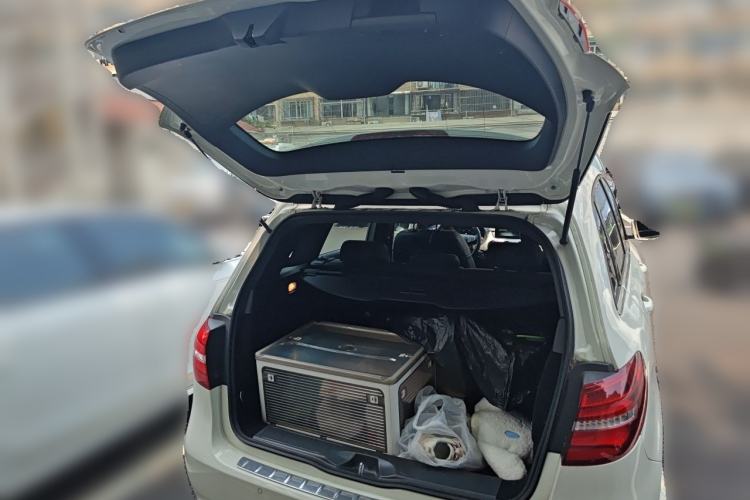 Used Mercedes-Benz B-Class 2017 B 200 Fashion Model Trunk