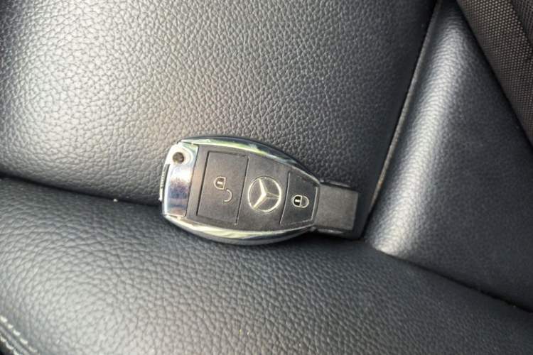 Used Mercedes-Benz B-Class 2017 B 200 Sport Edition Vehicle Key