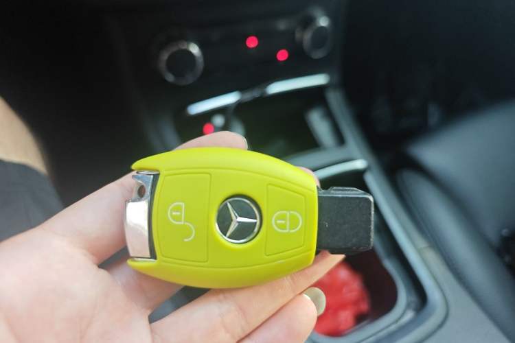 Used Mercedes-Benz B-Class 2017 B 200 Sport Edition Vehicle Key