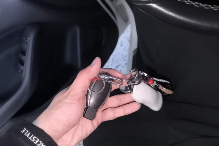 Used Mercedes-Benz B-Class 2017 B 200 Fashion Model Vehicle Key